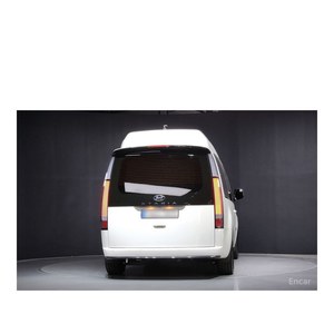 Hyundai Starex 2WD Limousine 2022, 8 371 km, Diesel, Boîte Automatique, Sièges en Cuir, Conduite à Gauche, pour Besoins Spéciaux - Product Image 4