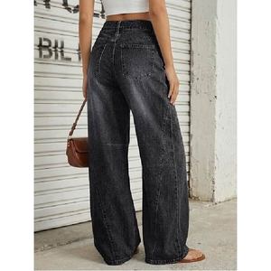 Pantalon en jean décontracté taille haute vintage noir à jambe large et coupe ample pour femme, personnalisable avec logo, style streetwear, vente en gros - Product Image 3