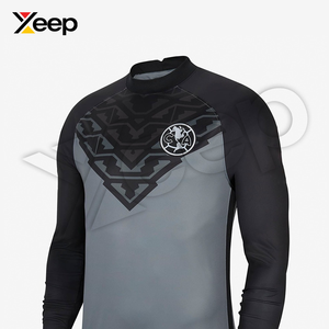 เสื้อฟุตบอลผู้ชาย XEEP รุ่นปรับแต่งได้ XC-SU-18 พิมพ์ลายด้วยความร้อน ระบายอากาศได้ดี ผลิตจากโพลีเอสเตอร์ เหมาะสำหรับการฝึกซ้อม แห้งเร็ว สไตล์คลาสสิก - Product Image 2
