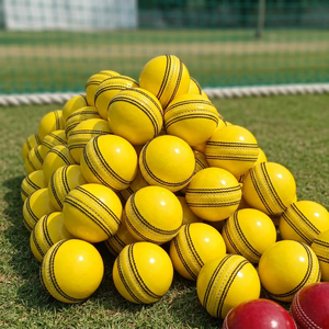 Pelota de críquet dura - Product Image 1
