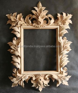 Marco de espejo de madera indio tradicional de calidad de exportación con detalles pintados a mano Una fusión de cultura y estilo de India - Product Image 3