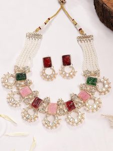 Conjunto de Collar y Pendientes Kundan Chapados en Oro para Mujer con Piedras Rojas, Verdes y Rosas, Imitación de Perla, Joyería Vintage de Aleación, Moda para Fiestas - Product Image 4
