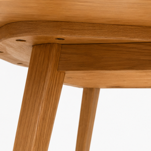 Ensemble de table à manger ronde en teck Japandi ARTERRA Premium avec fauteuils rembourrés modernes pour appartement - Product Image 5
