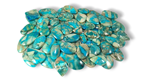 Cristales Sueltos de Crisocola Azul Natural de 20mm-35mm, Pulidos y Lisos para la Elaboración de Joyería - Product Image 4