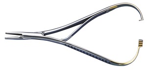 Premium Mathieu Needle <b>Holder</b> Surgical Instrument with Precision Grip for Reliable Needle <b>Control</b> During Suturing - Product Image 5