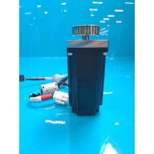 Driver de moteur pas à pas SANYO DENKI PBM603DCC22, utilisé comme pièce détachée pour équipement semi-conducteur d'époque - Product Image 2