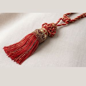 Matériau en fil doux à franges, design élégant, finition légère et durable, idéal pour les accessoires vestimentaires et la décoration - Product Image 2