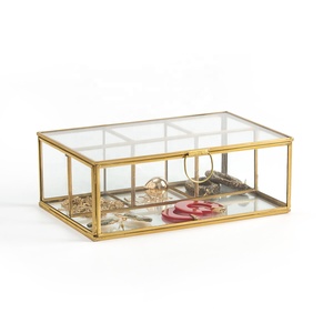 Caja Organizadora de Joyería y Cosméticos de Latón y Vidrio de Lujo para el Hogar, Venta al Por Mayor - Product Image 2
