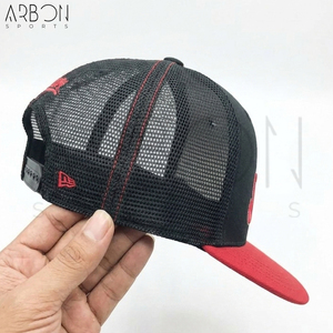 Gorra Snapback con Bordado 3D Sognatore, Gorra Trucker Premium Negra y Roja, Estilo Bicolor, Ropa Urbana, Venta al Por Mayor - Product Image 3