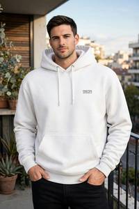เสื้อยืดคอกลมแขนสั้นทรงปกติ ผ้าฝ้าย 100% สำหรับผู้ชาย ONETEN APPARELS รุ่น MN-TS-SS26-002-C ผ้าถักแบบไม่ทอ ระบายอากาศได้ดี - Product Image 4