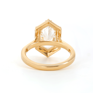 Bague Art Déco en Or Jaune Massif 14K avec Diamant de Laboratoire Taille Duchesse Géométrique et Halo Rond Brillant Personnalisé - Product Image 5