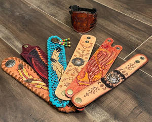 สร้อยข้อมือหนังถักด้วยมือสไตล์วินเทจแบบมีปุ่มสแนปสายรัดข้อมือกระดุมข้อมือหนังวัวสำหรับทุกเพศ - Product Image 6