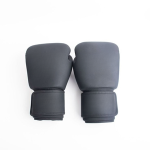 Guantes de Boxeo de Piel Sintética PU de Diseño Moderno para Hombre y Mujer, con Logotipo Personalizado, para Entrenamiento Profesional y Uso en Exteriores - Product Image 4