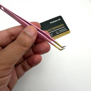 แหนบต่อขนตาปลายแหลม 90 องศา สแตนเลสสตีล รูปหัวใจ สั่งทำโลโก้ได้ บริการ OEM สำหรับต่อขนตาแบบวอลลุ่ม - Product Image 4