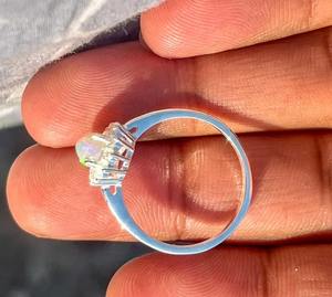 Bague de fiançailles et de mariage en opale Welo éthiopienne, coupe ovale, en argent sterling 925, minimaliste, plaquée rhodium, sertie pavé de zircone cubique, cadeau - Product Image 5