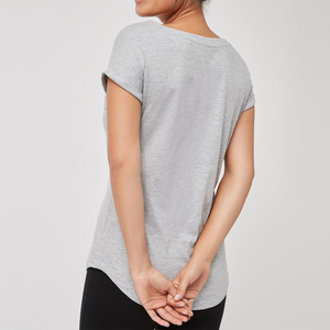 T-shirt pour femme de haute qualité 100% polyester, col en V, séchage rapide, anti-rides, imprimé sport, décontracté, manches courtes, été - Product Image 1