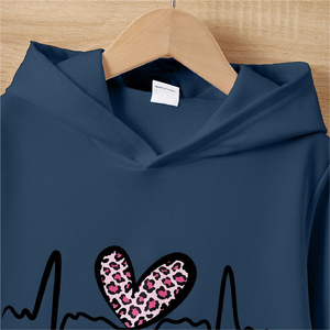 Sudadera con Capucha Informal de Invierno para Niñas, Estilo Holgado, con Estampado de Corazón de Leopardo, para la Temporada de Otoño - Product Image 3