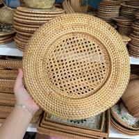 Assiette de présentation ronde en bambou brun clair, design européen, faite à la main, écologique, rustique, pour décoration de table de mariage