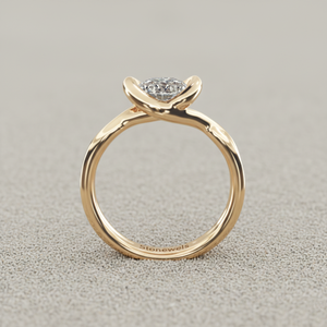 Anillo de compromiso solitario Stonewels con bisel medio y nudo, chapado en oro |   para diamantes cultivados en laboratorio certificados |   Propuesta de Diseño Moderno y Lujoso - Product Image 4