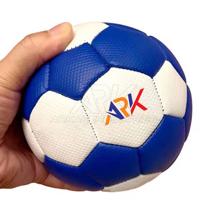 Balón de Mano Resistente para Práctica con Agarre Texturizado y Construcción Robusta para Sesiones de Entrenamiento Diarias - Product Image 4