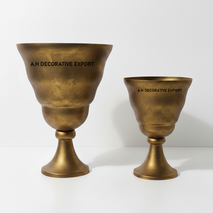 Maceta Moderna de Aluminio Cromado con Forma de Cáliz |   Maceta con Pedestal Estilo Americano para Jardín y Hogar |   Urna Ecológica Negra para Flores - Product Image 3