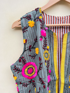 Indian Handmade Cotton Eco-Friendly Breathable <b>Winter</b> <b>Quilted</b> Regular Jacket Indian Waistcoat Embroidery Vest Reversible Boho - Product Image 2