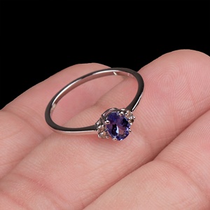 Anillo de Plata de Ley 925 con Tanzanita Ovalada Natural y Circonita Cúbica, Joyería Fina, Memoria Jewels, Venta al Por Mayor - Product Image 6