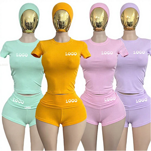 Ensembles d'été 2026 pour femmes avec bandeau, logo personnalisé, en coton, pour la détente, ensemble décontracté de shorts et t-shirt 2 pièces - Product Image 1