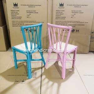 Chaises en rotin faites à la main pour enfants, idéales pour la location événementielle, les anniversaires, les mariages, les fêtes, la décoration de crèches bohèmes et les photobooths. - Product Image 5
