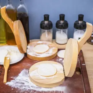 Strumento di pressatura per pasta in legno massello facile da usare per la pelle di gnocchi per la casa involucro per la pelle stampo per pasticceria da cucina utensili da forno