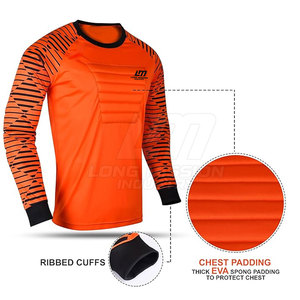 Nueva camiseta de portero estilo clásico, de secado rápido, para venta en línea. - Product Image 6