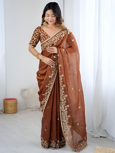 Sari de Chifón Fandy con Bordado Elegante y Aspecto Lujoso, Adornado con Lentejuelas de 3 mm, con Blusa Bordada con Lentejuelas - Product Image 5