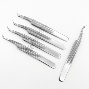 Pinzas de Extensión de Pestañas Antiestáticas de Acero Inoxidable RMI con Punta de 45 Grados, Agarre de Diamante, Punta Lisa de 10 mm de Longitud - Product Image 6
