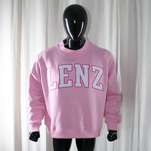 Sudadera LENZ PINK con Cuello Alto, 100% Blanca, Apliques Bordados, Cuello Ancho, CLUSH SPORTS - Product Image 1