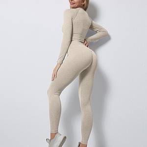 Ensemble de yoga sans couture pour femmes, leggings et soutien-gorge de sport, vêtements de sport et de fitness confortables et respirants, logo personnalisé - Product Image 6