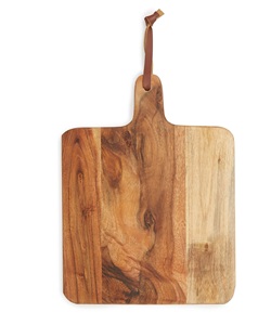 Planche à découper et plateau à fromage carrés en bois d'acacia moderne, durable, léger, compatible lave-vaisselle, Address Craft Home Decor - Product Image 1