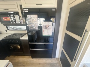 Nouveau 2026 F-o-r-e-s-t R-i-v-e-r S-a-b-r-e 33R-L-P - Product Image 3