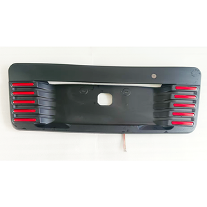 Kit de mise à niveau de protection de <span class=keywords><strong>plaque</strong></span> d'<span class=keywords><strong>immatriculation</strong></span> arrière LED pour NV350 Minibus 2014-2023 Chrome Body Kits Accessories - Product Image 3