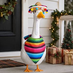 Tenue de fête mexicaine : Serape rayé lumineux, bandana et sombrero multicolore en paille à pompons pour les activités de plein air - Product Image 1
