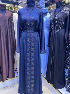 Abaya la plus vendue, style Dubaï, ornée de perles et de sequins, à manches longues, traditionnelle musulmane, faite à la main, pour mariage, respirante, col en V pour femme - Product Image 4