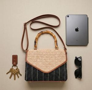 Woven Shoulder Bag <b>Bamboo</b> Handle Crossbody Purse Rattan Flap Handbag for Daily Travel - Product Image 3