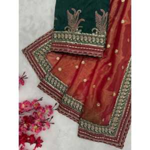 Saree de soirée avec broderie de séquences complexes - Product Image 5