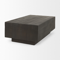 Table basse en bois de manguier massif, finition brute, surface lisse, forme carrée, style industriel moderne pour salon.