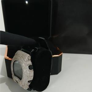 Reloj GM6900 Completamente Adornado con Diamantes de Imitación VVS Moissanite, Caja y Correa con Incrustaciones de Diamantes, Bisel con Certificado GRA, Pasa el Test de Diamantes - Product Image 4