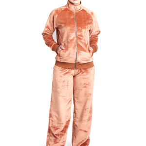 Wholesale Manufacturer Custom Women Velvet Winter Solid Casual <b>Tracksuit</b> Two Piece Set Soft Hoodie and Joggers - Product Image 1