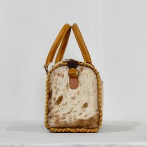Sac de sport léger et imperméable en cuir véritable marron et blanc, fourrure, fait main, style mini Speedy, tendance 2026 - Product Image 3