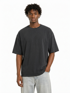 T-shirt gothique à imprimé floral au dos pour hommes, coupe oversize streetwear décontractée, DTG avec motifs de crânes et graphiques de roses - Product Image 2