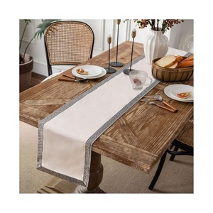 Chemin de Table Marron Solide en Mousseline de Soie Transparente Brodée Entièrement Personnalisée Mariage Fête Boho Rustique Anniversaire Décorations de Noël - Product Image 4