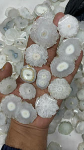 Venta al por mayor 100% cuarzo solar natural rodajas cabujón piedras preciosas sueltas de alta calidad suministro a granel tamaños personalizables certificados para - Product Image 2