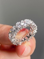 Bague en or avec diamant de laboratoire taille poire, détails floraux, style vintage, plaqué rhodium, sertissage à griffes, bijou de luxe, cadeau